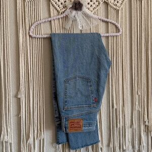 501 Levi's Women's Blue Jeans